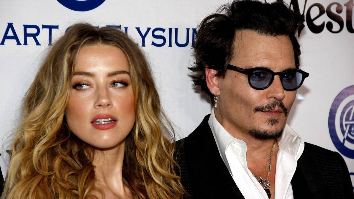 Johnny Depp na Netflixu: Pořádně svižné mafiánské drama ve starém stylu a hořkosladký příběh provoněný čokoládou