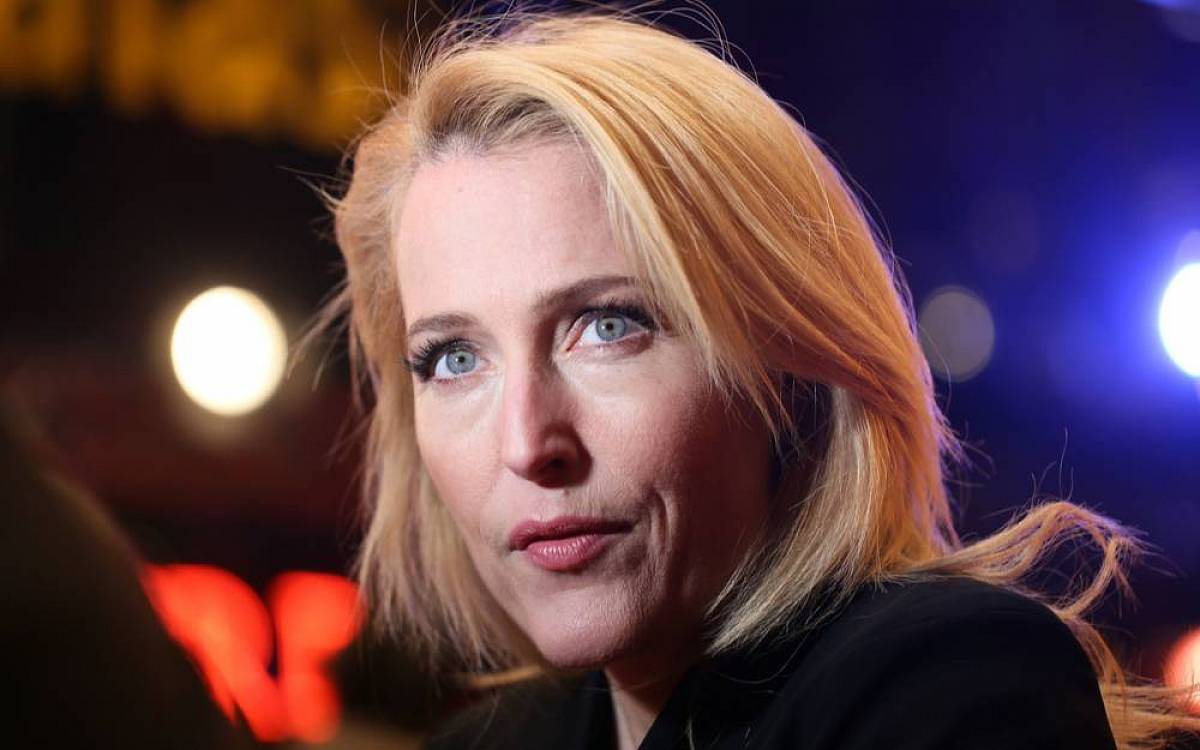 Gillian Anderson: Nezapomenutelná agentka Dana Scullyová jde z role do role. Tentokrát ztvární kontroverzní političku