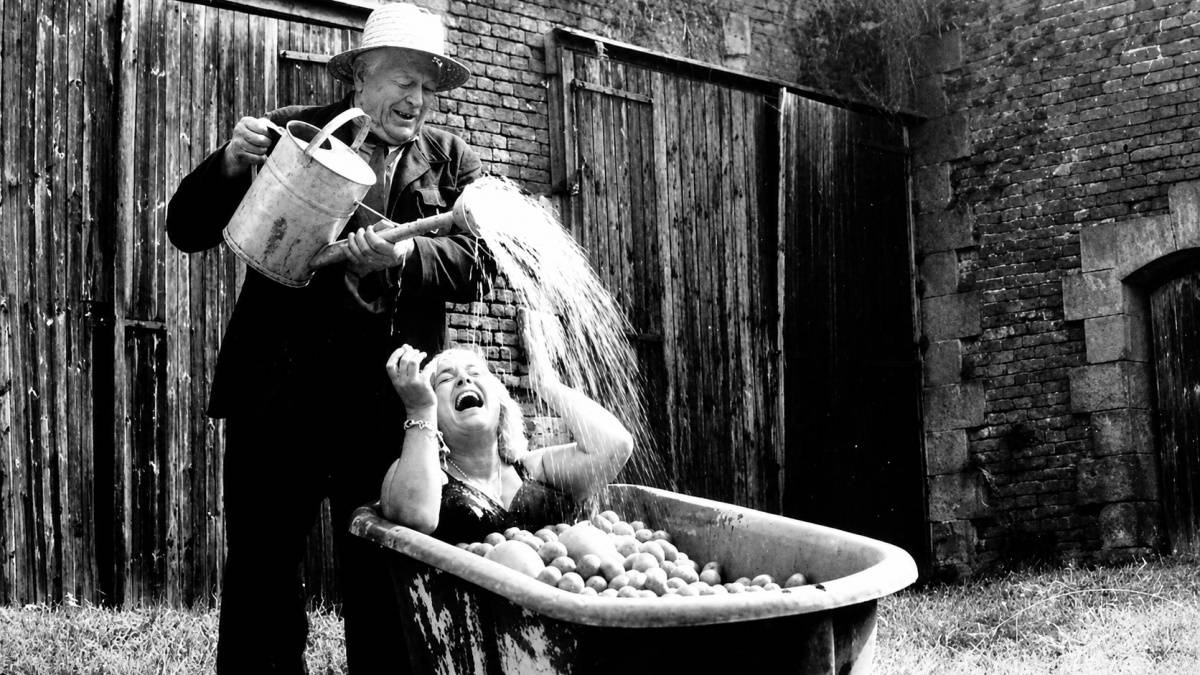 Zabitá neděle: Film, na který se nesmělo 20 let dívat, byl příliš odvážný a skončil v trezoru
