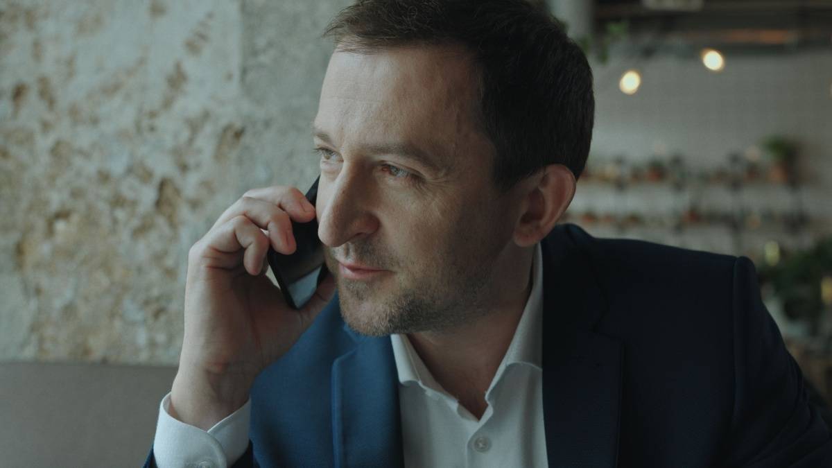 Skrytá tajemství party čtyřicátníků: Velkolepý česko-slovenský hit míří na obrazovky a odhalí, jak pevná jsou stará přátelství