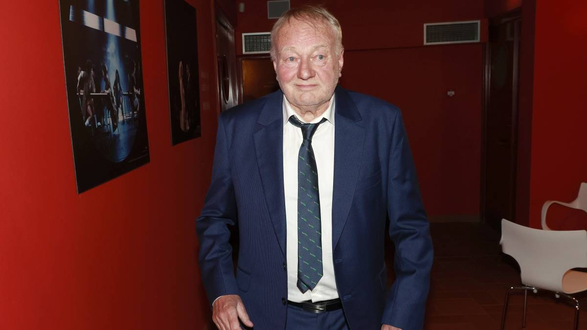 Oblíbeného herce a baviče už opouštějí síly, práci hodně omezil. Dovolenou v Senegalu ale zvládl