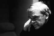 Nesnesitelná lehkost bytí: Odlehčený příběh sukničkáře Tomáše na pozadí bouřlivých událostí roku 1968 (TV tip) Nesnesitelná lehkost bytí: Odlehčený příběh sukničkáře Tomáše na pozadí bouřlivých událostí roku 1968 (TV tip)