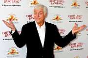 Herec, entertainer, komik – Legendární Dick Van Dyke oslavil neuvěřitelné 95. narozeniny, a je čilý jak za mlada Herec, entertainer, komik – Legendární Dick Van Dyke oslavil neuvěřitelné 95. narozeniny, a je čilý jak za mlada