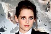 Sněhurka a lovec: Natáčení Disneyho pohádky provázel kvůli Kristen Stewart skandál Sněhurka a lovec: Natáčení Disneyho pohádky provázel kvůli Kristen Stewart skandál