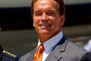 Arnold Schwarzenegger se v 73 letech stal poprvé dědečkem. Malá Lyla Marie je potomkem J. F. Kennedyho