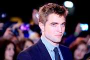 Nový Batman se zřejmě opět odkládá, covid-19 má mít i Robert Pattinson Nový Batman se zřejmě opět odkládá, covid-19 má mít i Robert Pattinson