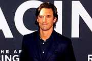 Nedí divu, že pobláznil i slušňačku Rory z Gilmorek. Milo Ventimiglia alias rebel Jess je i po čtyřicítce k sežrání Nedí divu, že pobláznil i slušňačku Rory z Gilmorek. Milo Ventimiglia alias rebel Jess je i po čtyřicítce k sežrání