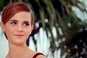 Z malé kudrnaté Hermiony je dnes sexy intelektuálka propagující single život. Co plánuje Emma Watson do budoucna Z malé kudrnaté Hermiony je dnes sexy intelektuálka propagující single život. Co plánuje Emma Watson do budoucna