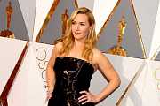 Čím naštvala oblíbená anglická herečka Kate Winslet svého hereckého kolegu Toma Cruise Čím naštvala oblíbená anglická herečka Kate Winslet svého hereckého kolegu Toma Cruise