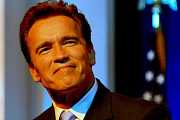 Arnold Schwarzenegger míří do seriálového světa. Čekají ho špionáže Arnold Schwarzenegger míří do seriálového světa. Čekají ho špionáže