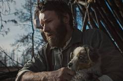 Sny o vlacích: Nenápadné, ale vizuálně krásné netflixovské drama, které se vám zažere pod kůži