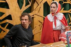 Ulice: Lukáš je zamilovaný, ale kvůli vztahu se trápí. Nastanou potyčky