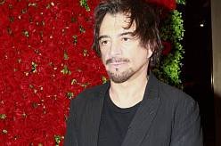 Bouřlivák a idol žen Sagvan Tofi žije už dvacet let s jednou ženou. Až ji uvidíte, pochopíte