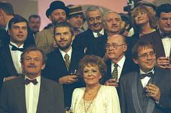 Silvestrovské pořady: Vzpomenete si, která stanice vysílala daný pořad?