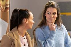 V pondělní Ulici: Eddie se chystá na rande, přicházejí Hruškovi a Bára válčí s Helenou