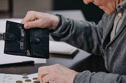 Jaké důchody dostávají vysloužilí čeští herci? Běžný senior pocítí zadostiučinění