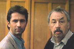 Prohnilí policisté znovu na scéně. Sobota večer nabídne kultovní krimikomedii