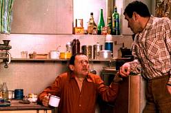 Příště budeme chytřejší, staroušku: Zlepšete si čtvrteční večer s lotry Vašátkem a Makovcem v poslední komedii režiséra Petra Schulhoffa