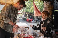 Tohle jste v Asia Express neviděli. Zákulisí je ještě bláznivější