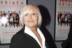 Úžasný dům herečky Hany Čížkové v pražských Košířích: Za 30 let zbudovala bílý ráj, kde se bouralo a stavělo za pochodu. Nahlédněte