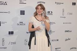 Mladou herečku Kateřinu Falbrovou ze snímku Sbormistr natáčení změnilo. Už nikdy nebude stejná jako dřív