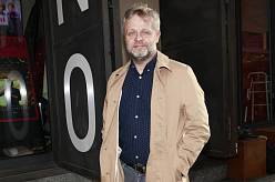 Otec i tři bratři Vasila Fridricha jsou zubaři, on si ale zvolil jinou životní cestu