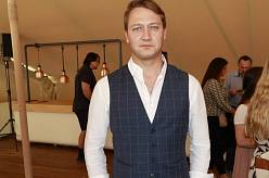 Ondřej Kraus je herec, zkušený parkurový jezdec a nově také otec