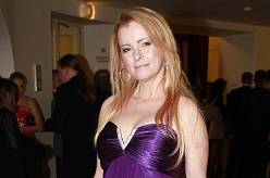 Andělská tvář i hlas: Vzpomínka na Ivetu Bartošovou v její nejslavnější pohádkové roli