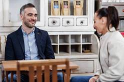 Ulice: Přibývá podezřelých, hádek i slz. Adriana se možná svěřuje viníkovi