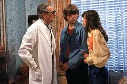 Tento film milují všechny Husákovy děti. Nenechte si zítra v TV ujít citlivou komedii o dětství, dospívání a velké lásce