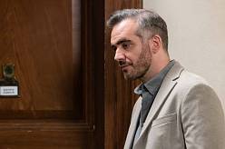 Zítra v Ulici: Ve čtvrtek se Kokeš znovu objeví u Adrianina prahu. Chce si promluvit