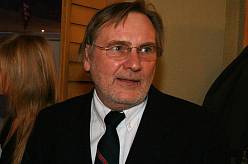 Odešel muž, jehož hlas znalo celé Česko. Jiří Štěpnička si ale nesl bolest, o které se nemluvilo snadno