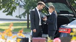 Specialisté: Matěj Karas se do své skryté identity manžela kapitánky Koutné vžije až moc Specialisté: Matěj Karas se do své skryté identity manžela kapitánky Koutné vžije až moc