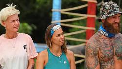 Survivor Česko & Slovensko: Letos je všechno špatně. Vyvstává otázka, zda je to špatná práce tvůrčího týmu, nebo jen podfuk na diváky, který nevyšel Survivor Česko & Slovensko: Letos je všechno špatně. Vyvstává otázka, zda je to špatná práce tvůrčího týmu, nebo jen podfuk na diváky, který nevyšel
