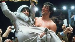 Rocky: Možná nejslavnější sportovní film, jaký byl kdy natočen, ze Sylvestera Stalloneho udělal superhvězdu Rocky: Možná nejslavnější sportovní film, jaký byl kdy natočen, ze Sylvestera Stalloneho udělal superhvězdu