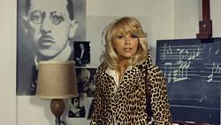 Velký blondýn je zpět: Není divu, že z Mireille Darc byl Pierre Richard vedle, tato kráska očarovala i Alaina Delona Velký blondýn je zpět: Není divu, že z Mireille Darc byl Pierre Richard vedle, tato kráska očarovala i Alaina Delona