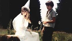 Retro biják: V roce 1977 to u diváků vyhrál Jiří Sovák jako rytíř Brtník z Brtníku s dcerou Leontýnkou Retro biják: V roce 1977 to u diváků vyhrál Jiří Sovák jako rytíř Brtník z Brtníku s dcerou Leontýnkou