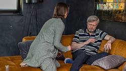 Pondělí v Ulici: Vanda se vrátí z psychiatrie, ale Ludí nebude rád. A Tereza taky ne, až odhalí Davidovo tajemství Pondělí v Ulici: Vanda se vrátí z psychiatrie, ale Ludí nebude rád. A Tereza taky ne, až odhalí Davidovo tajemství