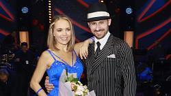 Ohromila nás na píseň Survivor. Ve StarDance skončila třetí a v Ulici padne na úplné dno Ohromila nás na píseň Survivor. Ve StarDance skončila třetí a v Ulici padne na úplné dno