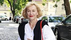 Do Ulice a Karlina života se nová postava vřítí bez ohlášení. Takhle bude vypadat její 1. scéna Do Ulice a Karlina života se nová postava vřítí bez ohlášení. Takhle bude vypadat její 1. scéna