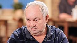 Herec Václav Svoboda hubne pojídáním palačinek. Místo pekáče buchet má jiný cíl Herec Václav Svoboda hubne pojídáním palačinek. Místo pekáče buchet má jiný cíl