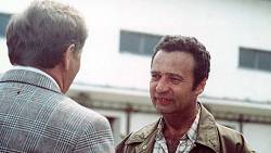 Původně šlo o propagaci kolektivního hospodářství, ale dočkali jsme se nejpodivnějšího filmového striptýzu Původně šlo o propagaci kolektivního hospodářství, ale dočkali jsme se nejpodivnějšího filmového striptýzu