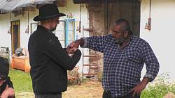Farmáře ruší chrápaní, to by chtělo více zabrat přes den. A zase se vše točí kolem Mary
