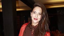 Herečka známá z Ulice se stala maminkou. Její osud v seriálu je zahalen tajemstvím Herečka známá z Ulice se stala maminkou. Její osud v seriálu je zahalen tajemstvím