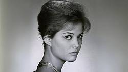 Zemřela Claudia Cardinale: Krásná, silná a tajemná žena, která dobyla filmový svět