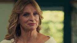 Češi ji milovali už tehdy. Takhle se měnila Ivana Chýlková před očima národa Češi ji milovali už tehdy. Takhle se měnila Ivana Chýlková před očima národa