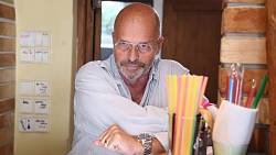 Ano, šéfe!: Padesát jídel, jedna chuť. Zdeněk Pohlreich a jeho nejnovější kuchařský očistec Ano, šéfe!: Padesát jídel, jedna chuť. Zdeněk Pohlreich a jeho nejnovější kuchařský očistec