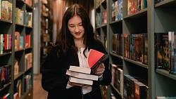 Pro fanoušky Nikity vychází průvodce epizodami. Není ale jediný