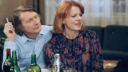 Vánoce za socialismu v komedii s Ivou Janžurovou a Josefem Dvořákem