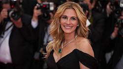 Julia Roberts se usměvavá procházela po Praze, nechtěli ji prodat zboží